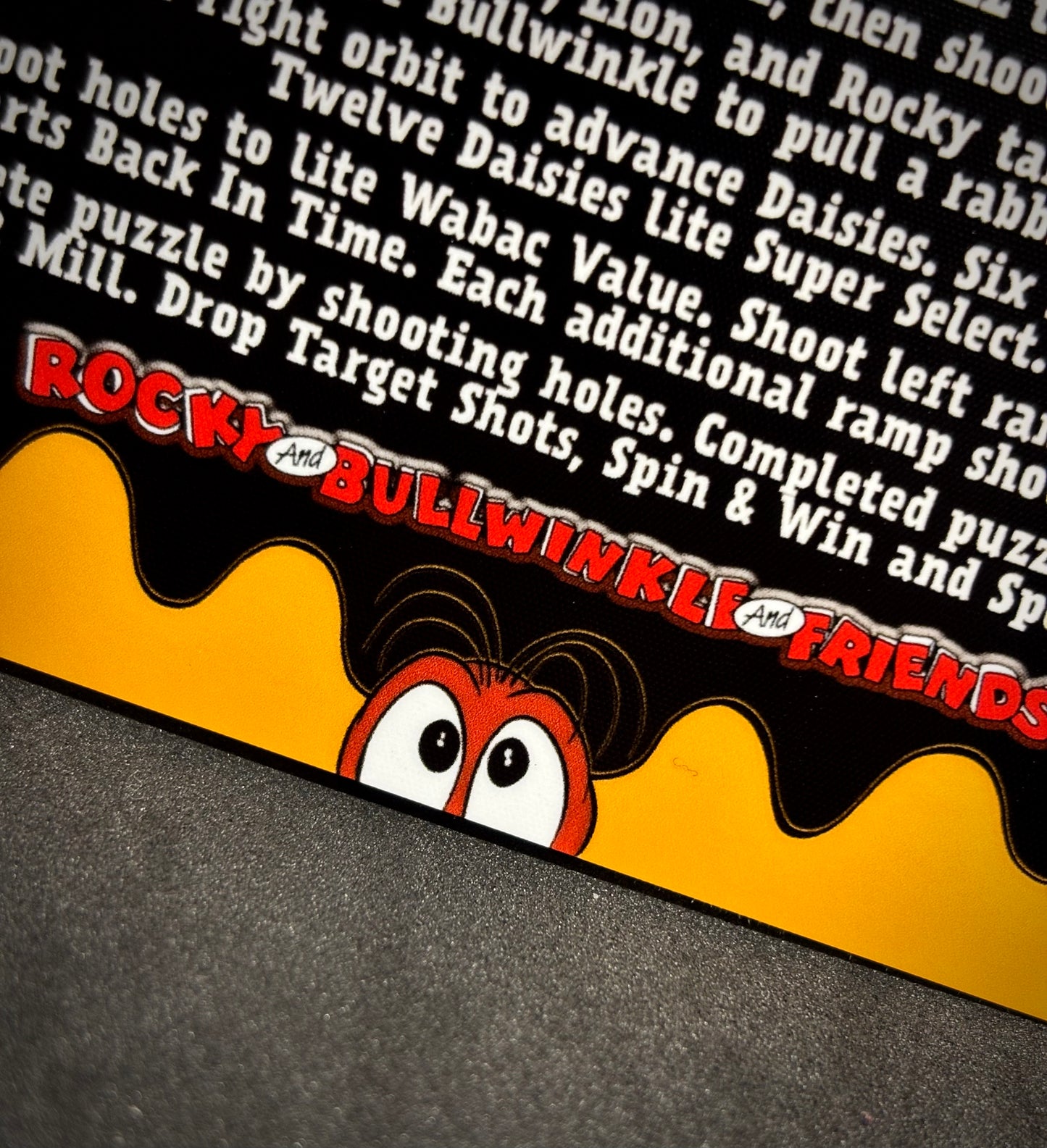 Data East THE ADVENTURES OF ROCKY AND BULLWINKLE AND FRIENDS 1993 Jeu Cartes Instructions Flipper Custom Apron règles imprimées